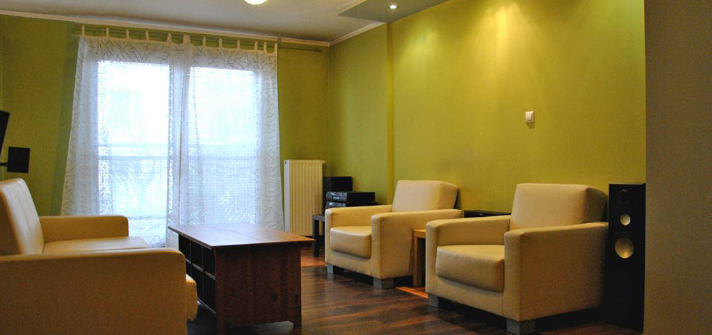 Widok na salon w Apartamencie w Sosnowcu na sprzedaż